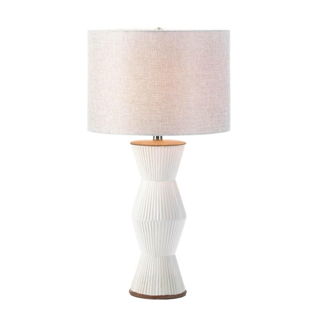 GABLE WHITE RIDGES TABLE LAMP Image 1