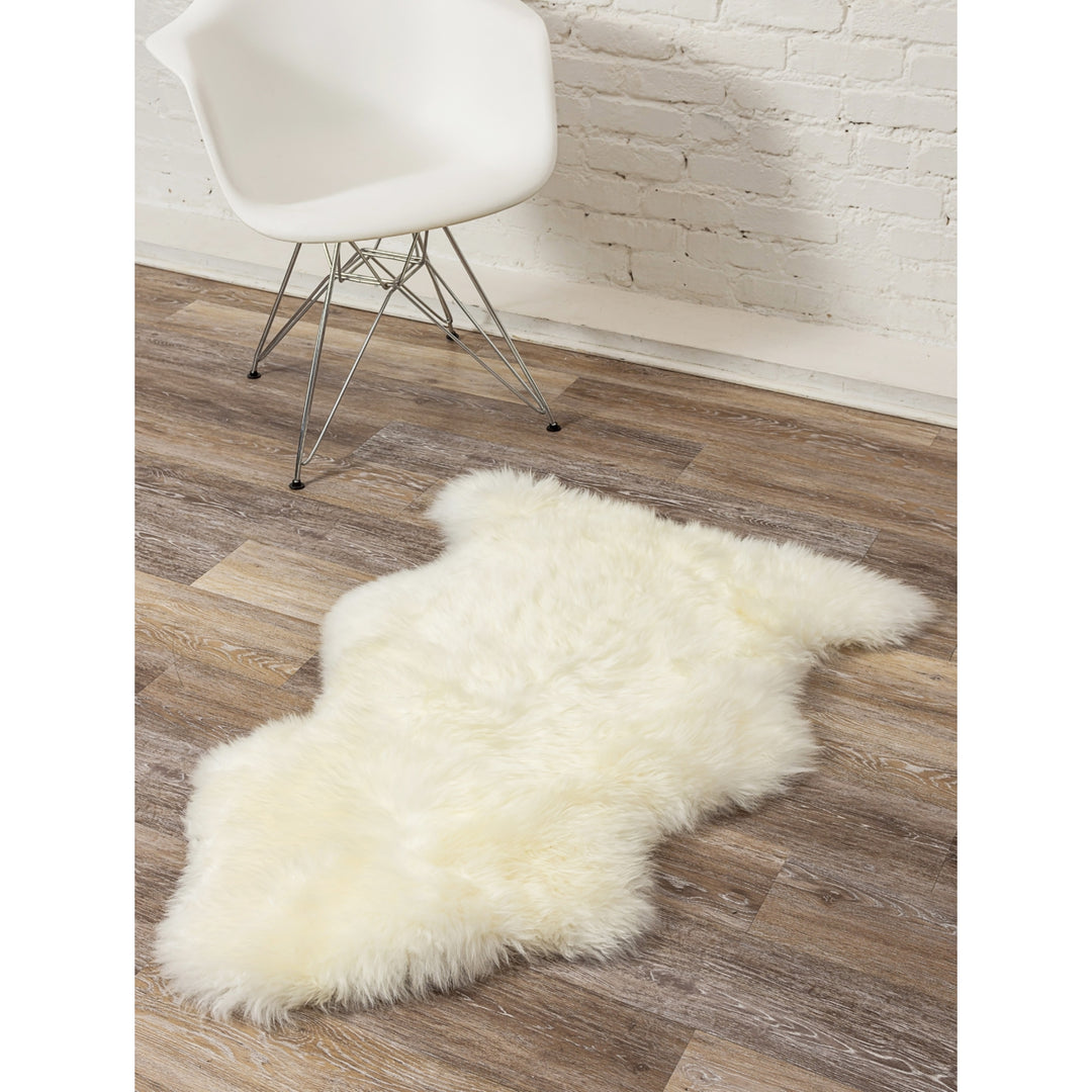 Zealand Sheepskin Rug 2x3 Natural Soft Wool Area Rug Cozy Image 3