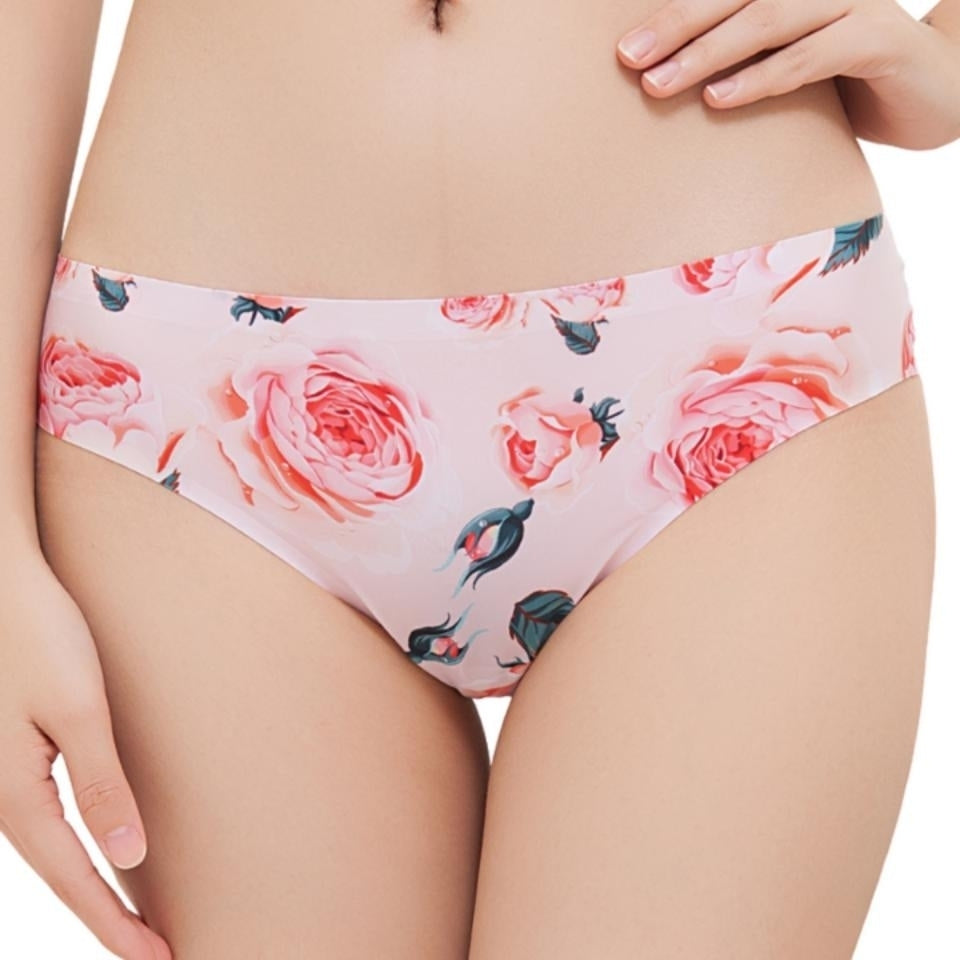 Floral Printed Seamless Ultra-thin Low Waist Thong Briefs Image 3