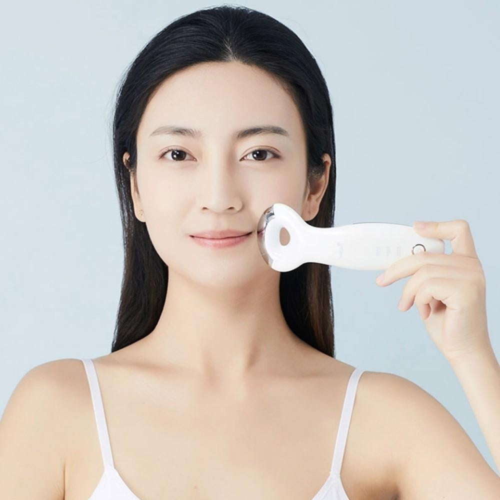 Face Tightening Rejuvenating Face Massager Image 7