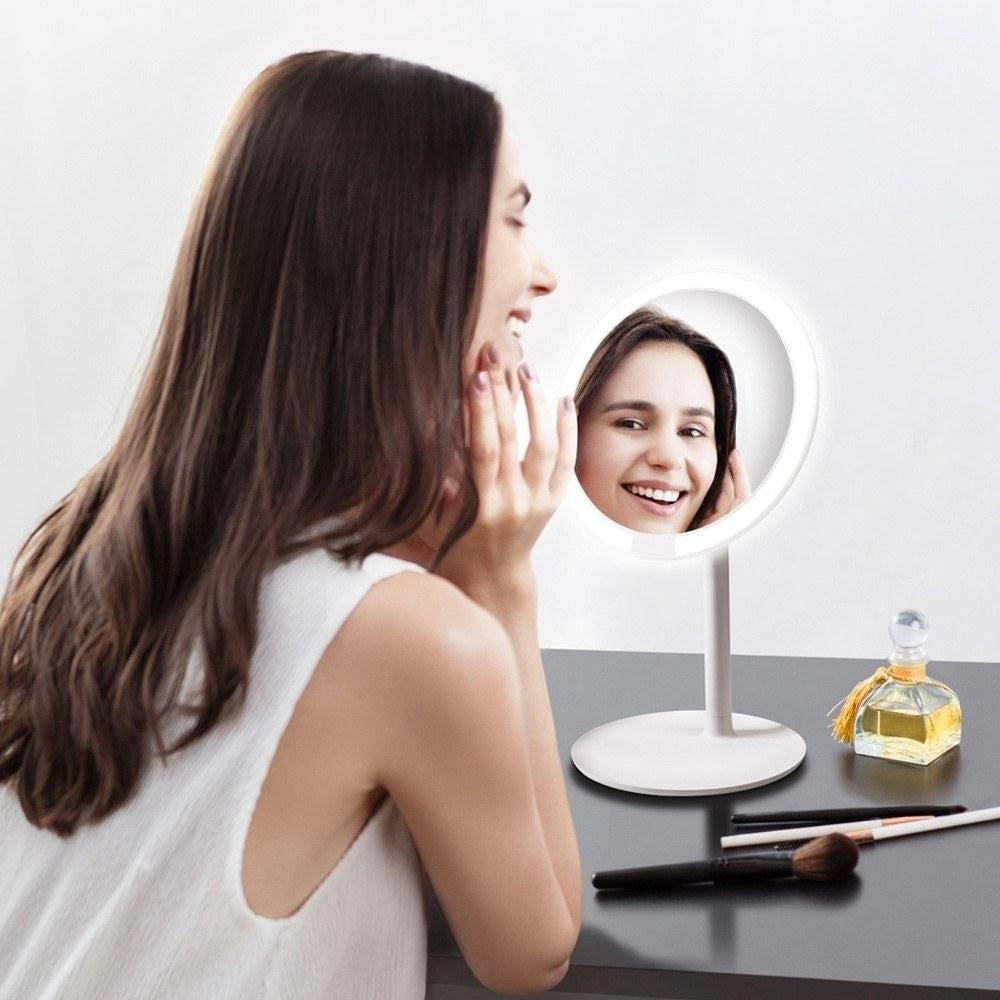 HD Daylight Mirror Professional Vanity Makeup Lamp USB Charging Lights Image 2