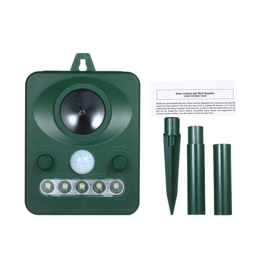 Solar Ultrasonic Pest Repeller Outdoor Animal with Sound Motion Sensor and Flashing Light Image 3