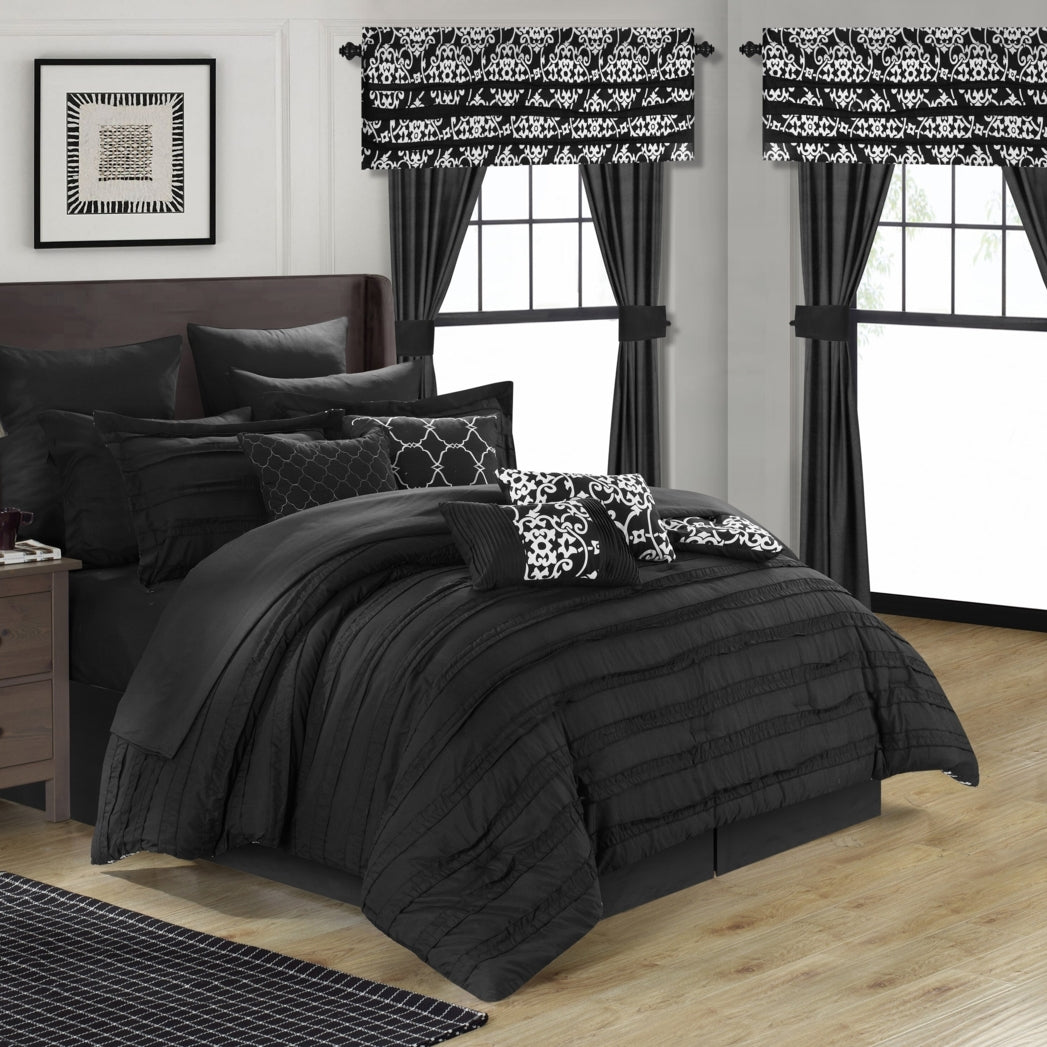 24 Piece Hailee Reversible Printed 2-in-1 look Comforter Set includes Sheets Image 1