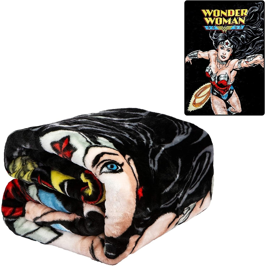 Wonder Woman Flight Blanket Standard Image 1