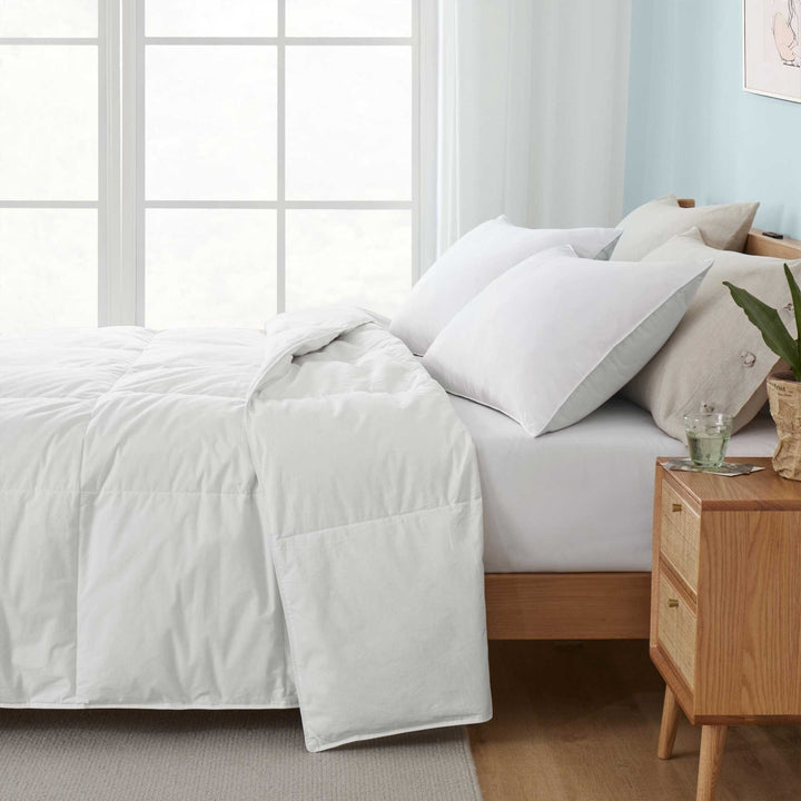 Lightweight White Goose Down and UltraFeather Comforter Image 2