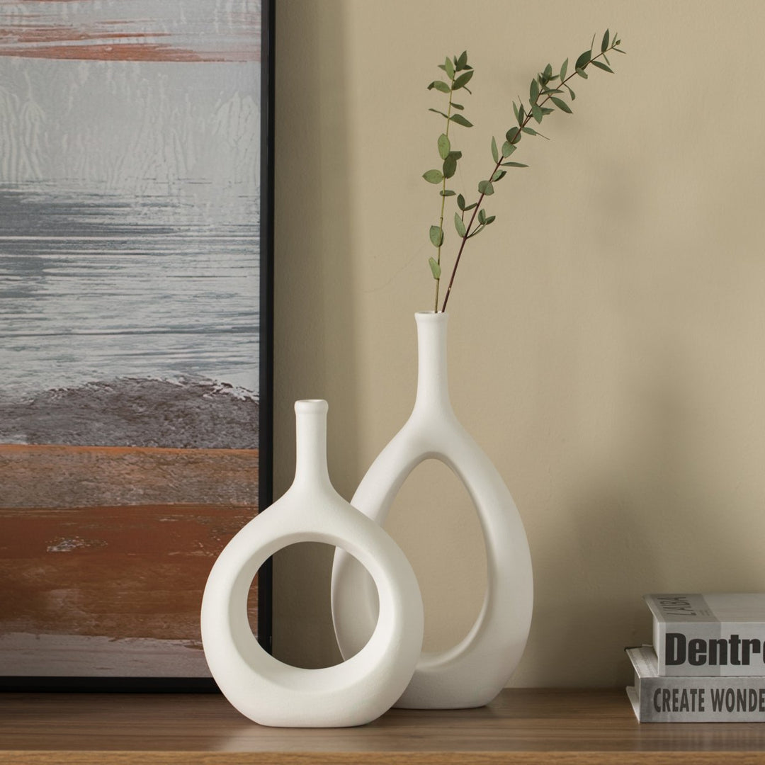 Contemporary White Ceramic Unique Shaped Flower Table Vase Centerpiece Image 10