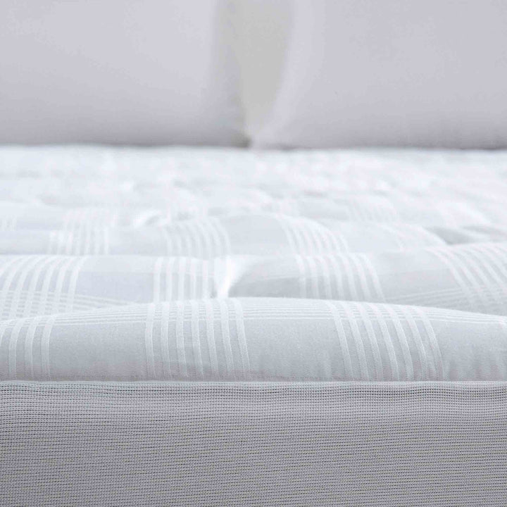 Down Alternative Mattress Pad with 500 Thread Count Cotton Cover, 18 Inch Deep, Soft and Breathable Bedding Image 5