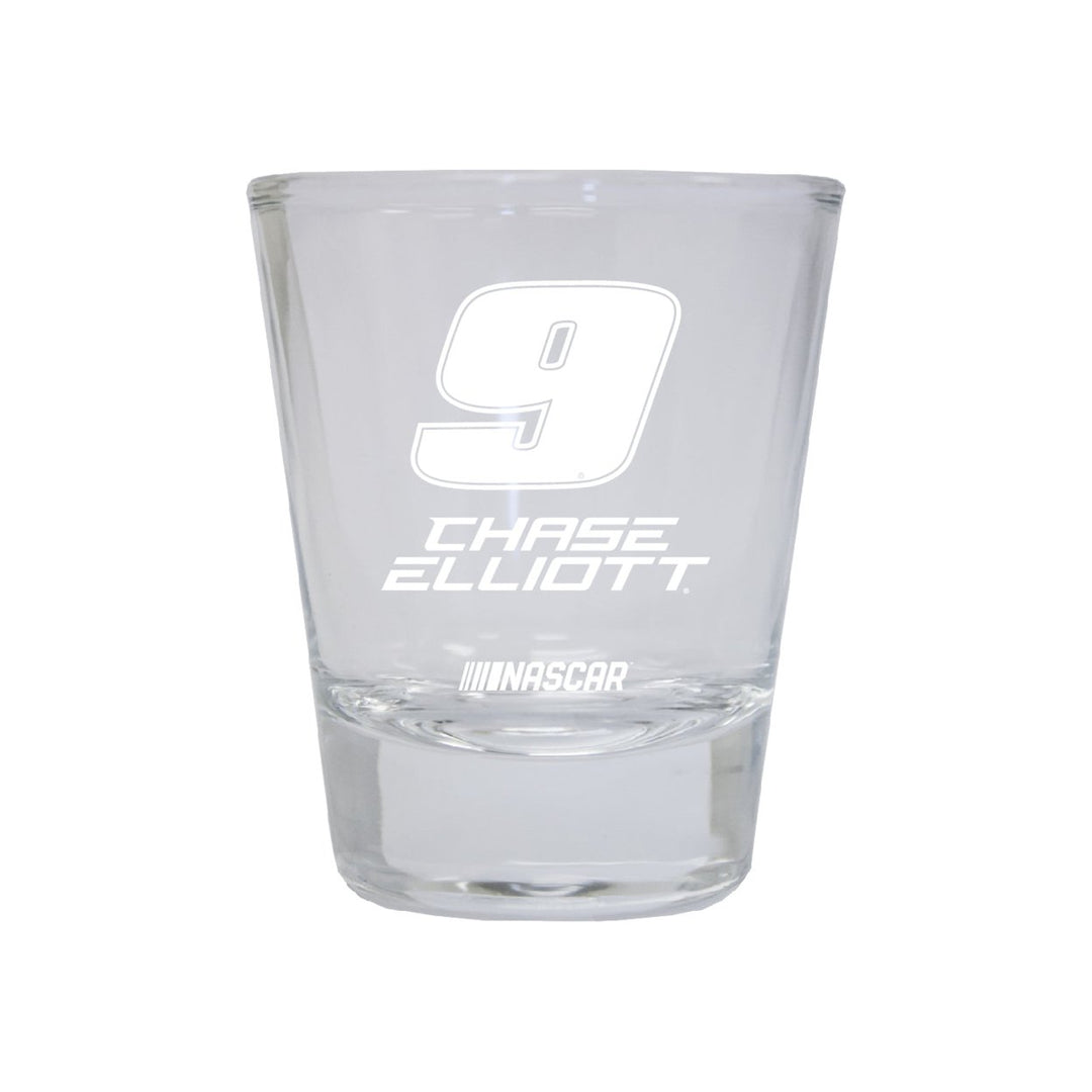 Chase Elliott 9 Nascar Etched Round Shot Glass for 2022 Image 1