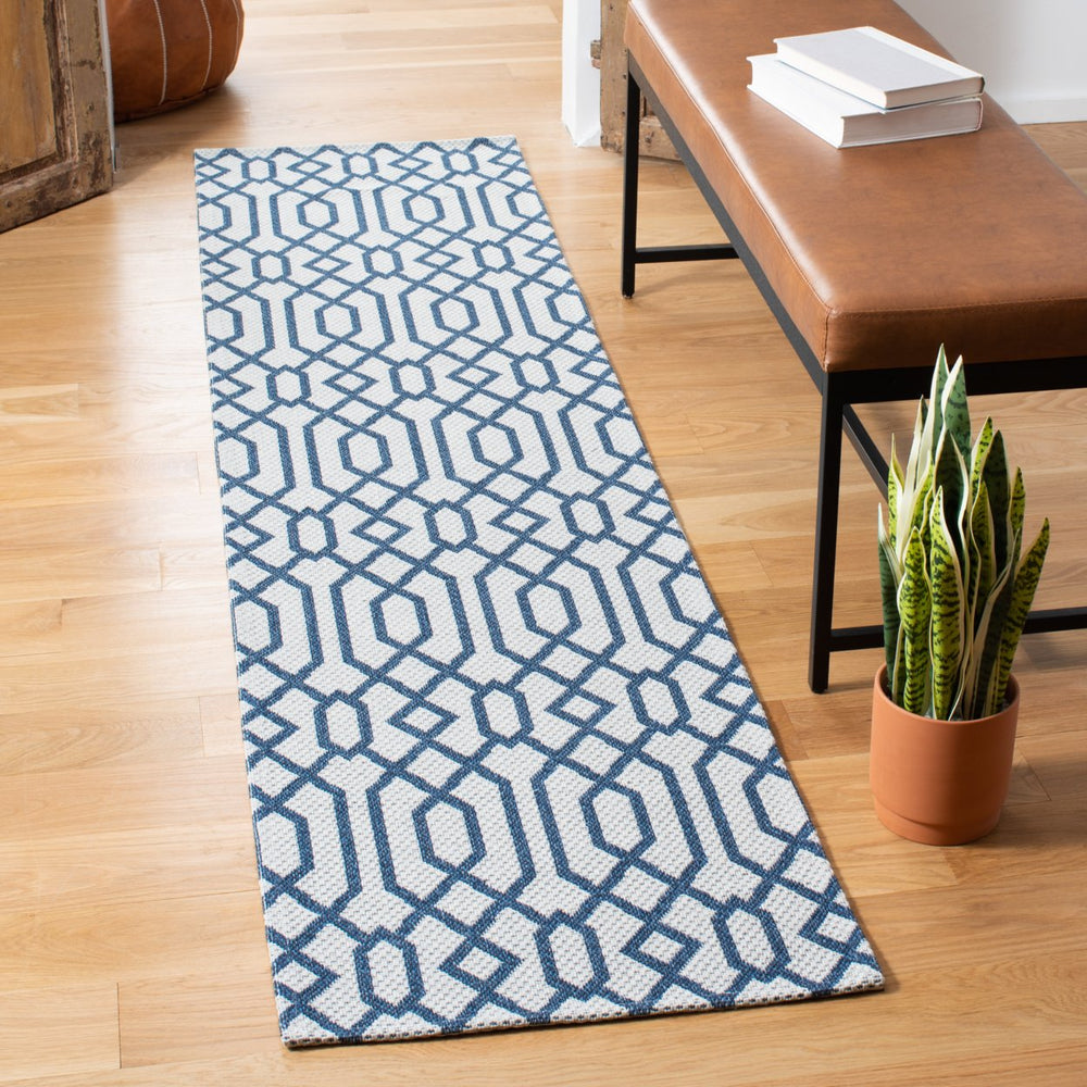 SAFAVIEH Augustine Collection AGT421M Navy/Light Grey Rug Image 2