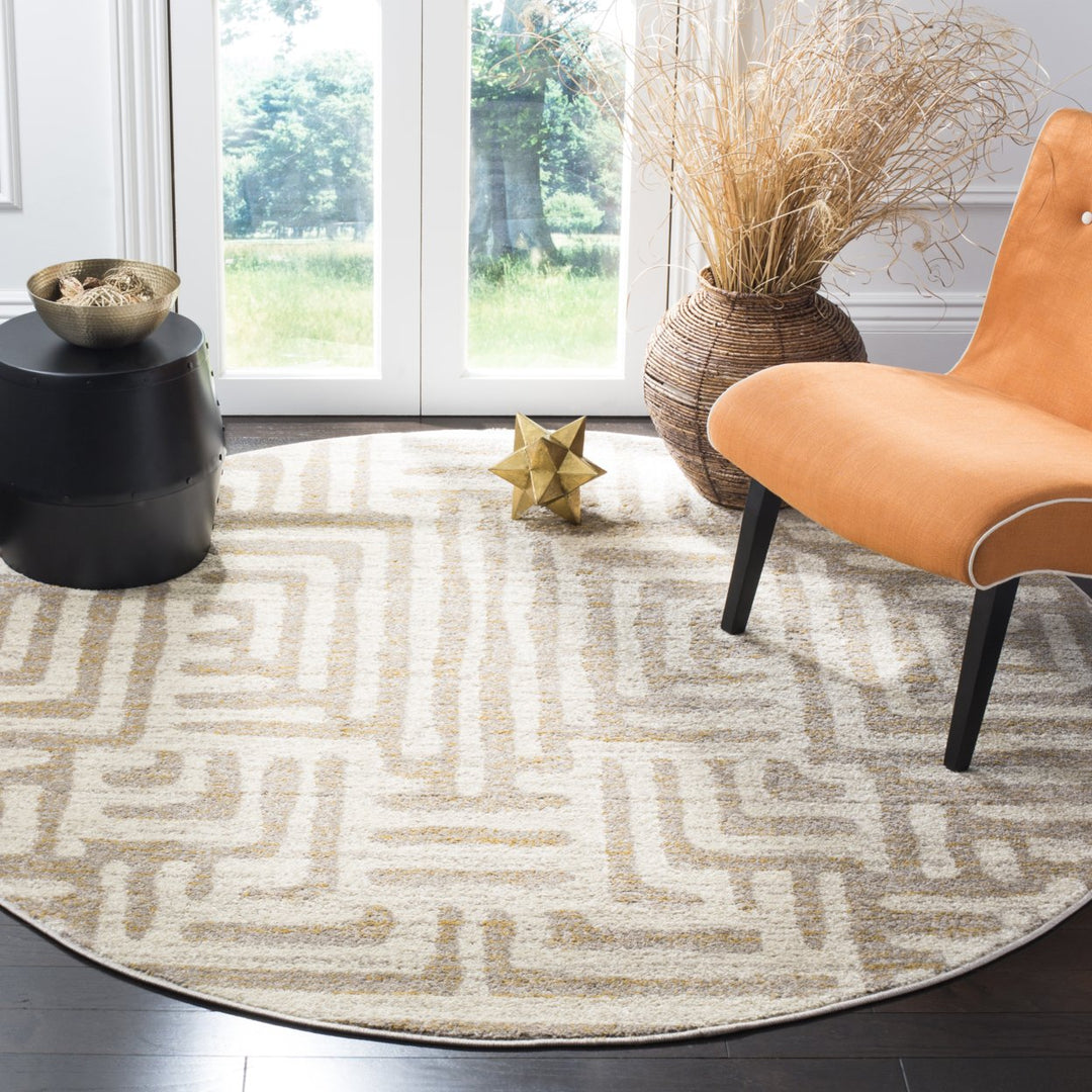 SAFAVIEH Amsterdam Collection AMS106A Ivory / Mauve Rug Image 2