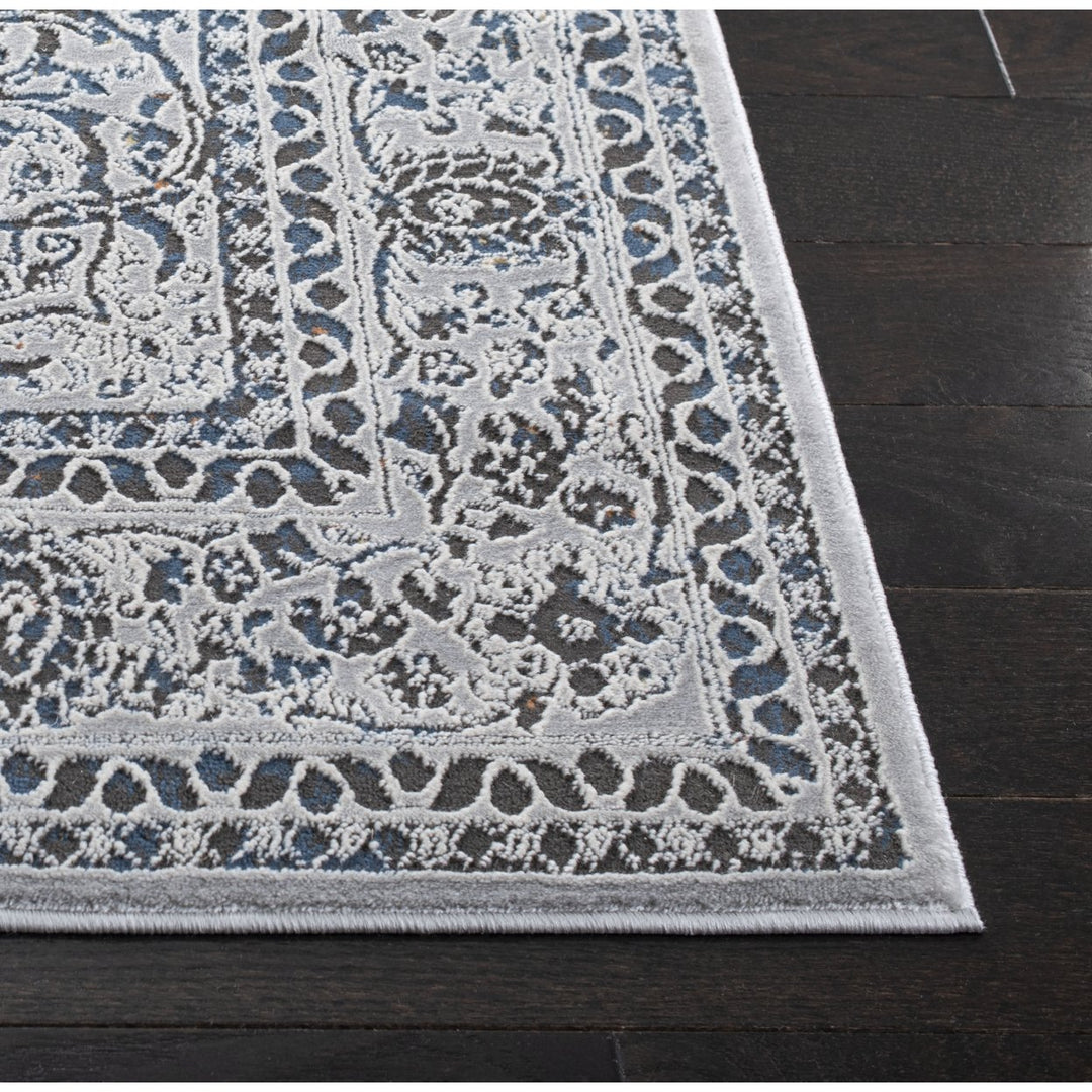 SAFAVIEH Alhambra ALH628F Light Grey / Navy Rug Image 7