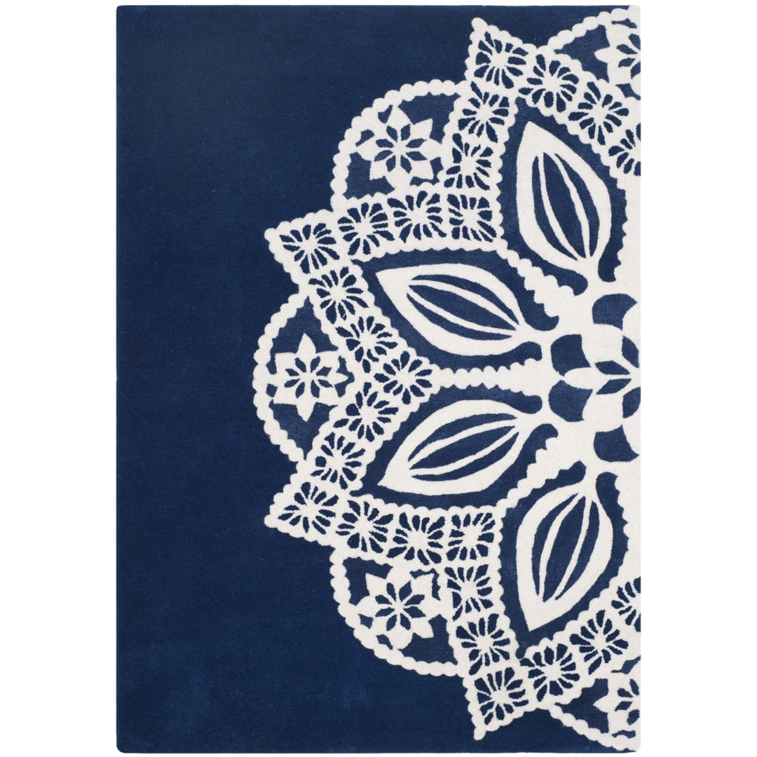 SAFAVIEH Allure ALR122A Handmade Navy / Ivory Rug Image 4