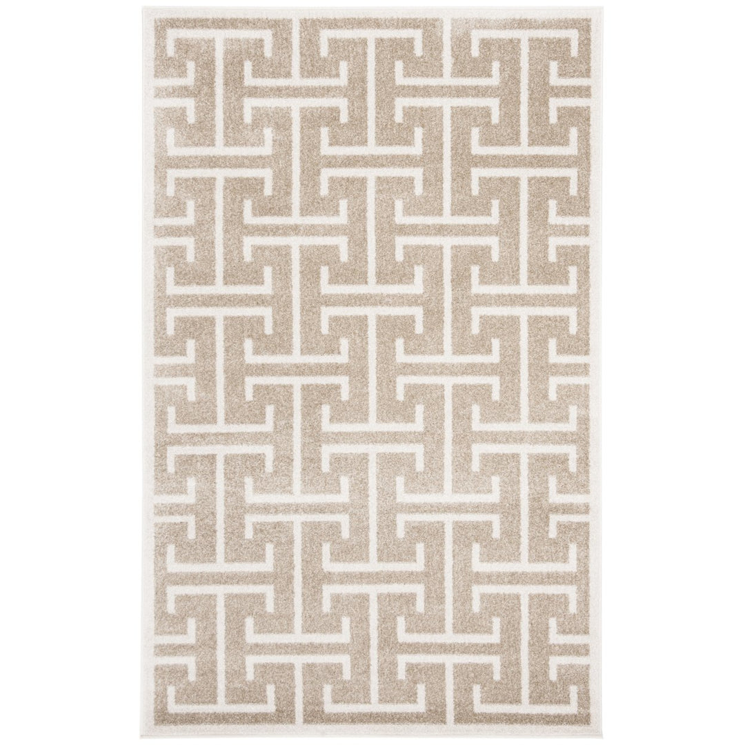 SAFAVIEH Amherst Collection AMT404S Wheat / Beige Rug Image 1