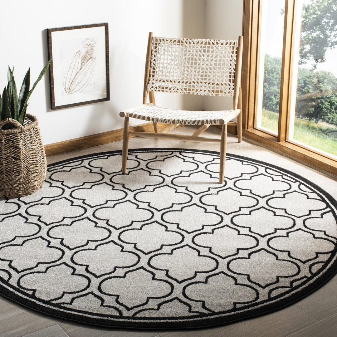 SAFAVIEH Amherst Collection AMT412D Ivory/Anthracite Rug Image 2