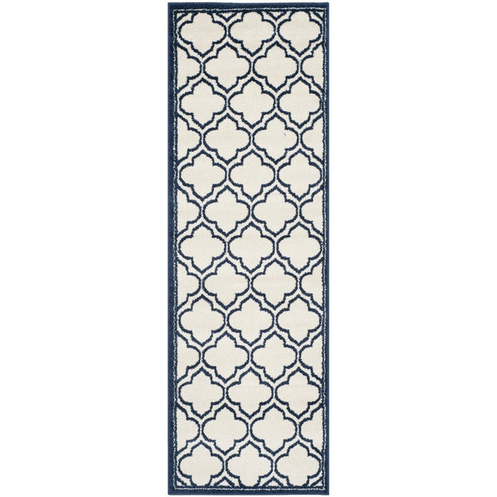 SAFAVIEH Amherst Collection AMT412M Ivory / Navy Rug Image 1