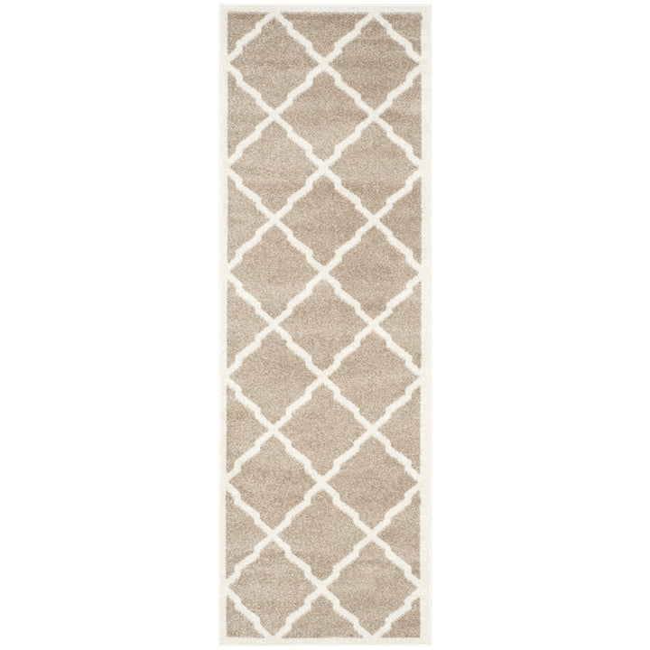 SAFAVIEH Amherst Collection AMT421S Wheat / Beige Rug Image 1