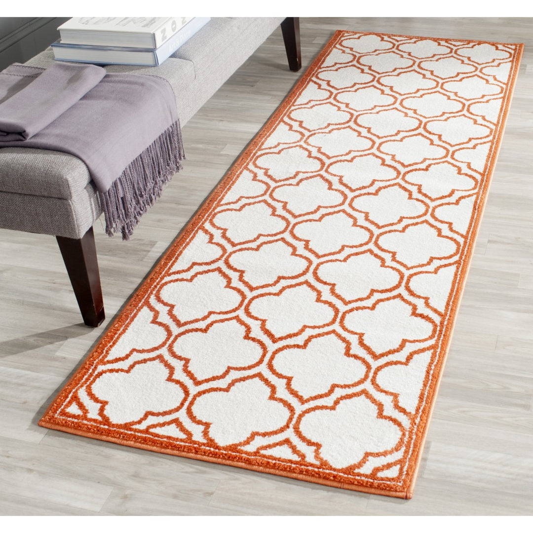 SAFAVIEH Amherst Collection AMT412F Ivory / Orange Rug Image 3