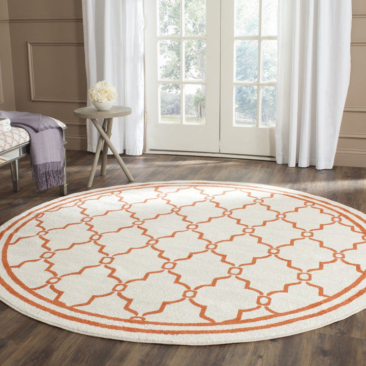 SAFAVIEH Amherst Collection AMT414F Beige / Orange Rug Image 2