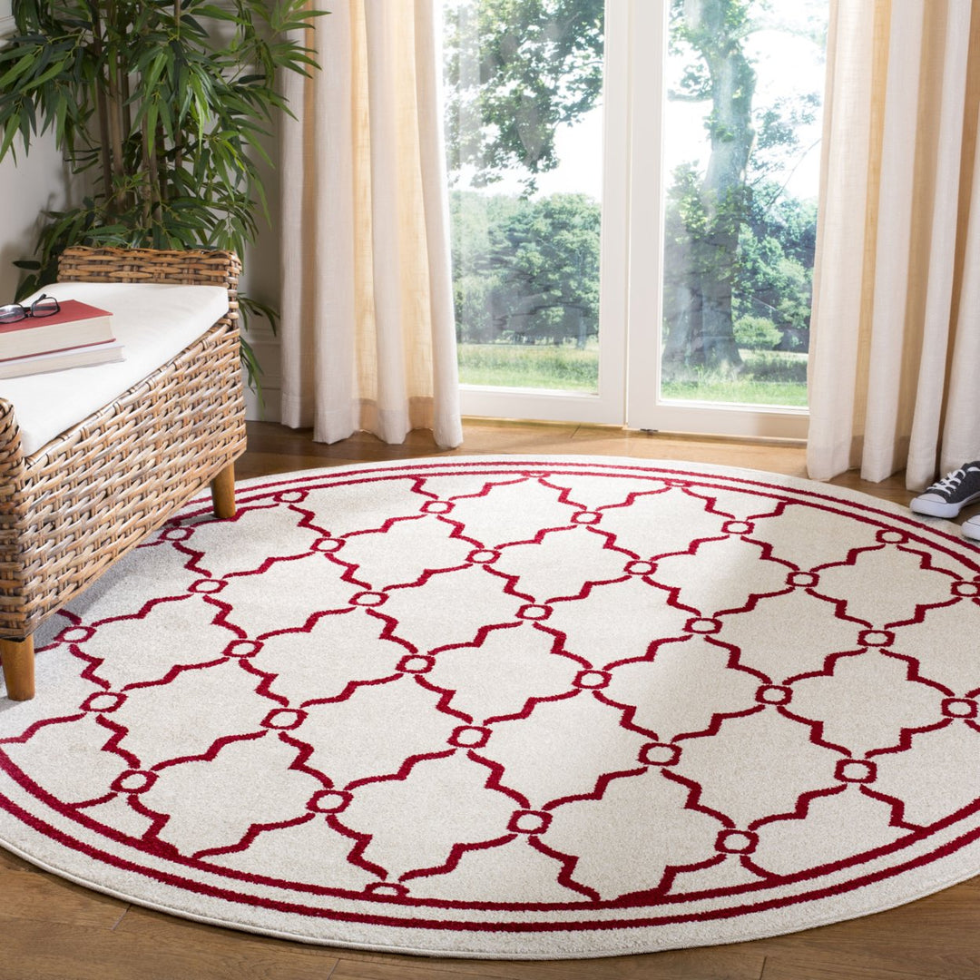 SAFAVIEH Amherst Collection AMT414H Ivory / Red Rug Image 2