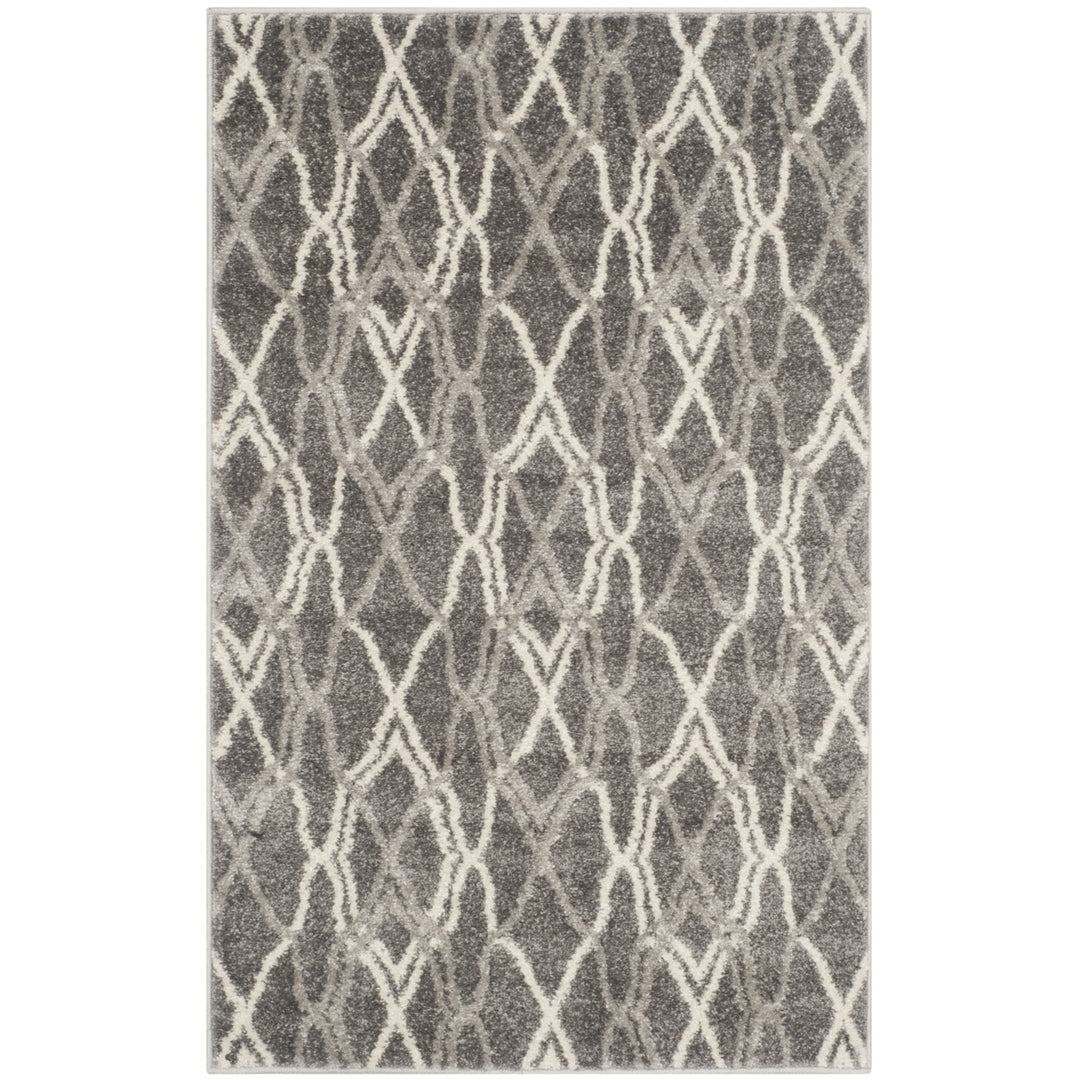 SAFAVIEH Amherst Collection AMT417C Grey / Light Grey Rug Image 8