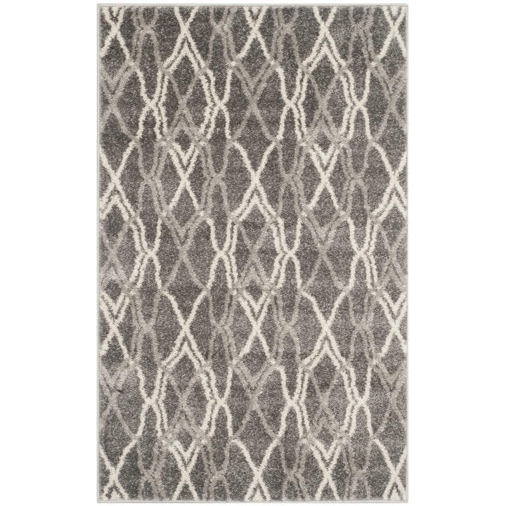 SAFAVIEH Amherst Collection AMT417C Grey / Light Grey Rug Image 8