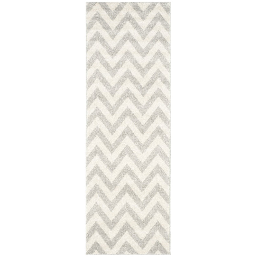 SAFAVIEH Amherst Collection AMT419B Light Grey/Beige Rug Image 2