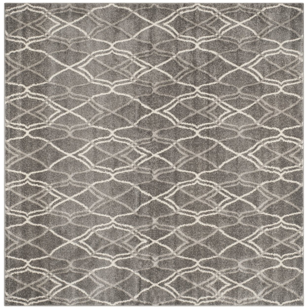 SAFAVIEH Amherst Collection AMT417C Grey / Light Grey Rug Image 1