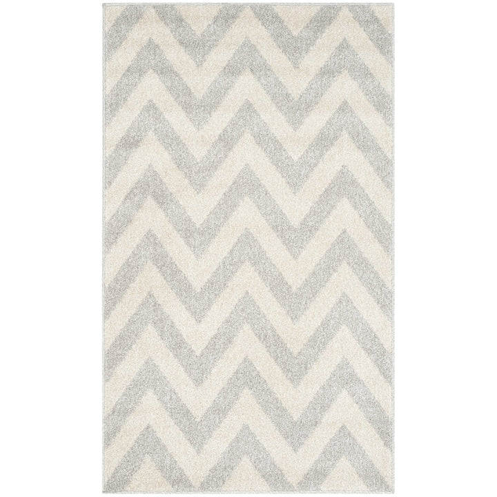 SAFAVIEH Amherst Collection AMT419B Light Grey/Beige Rug Image 1