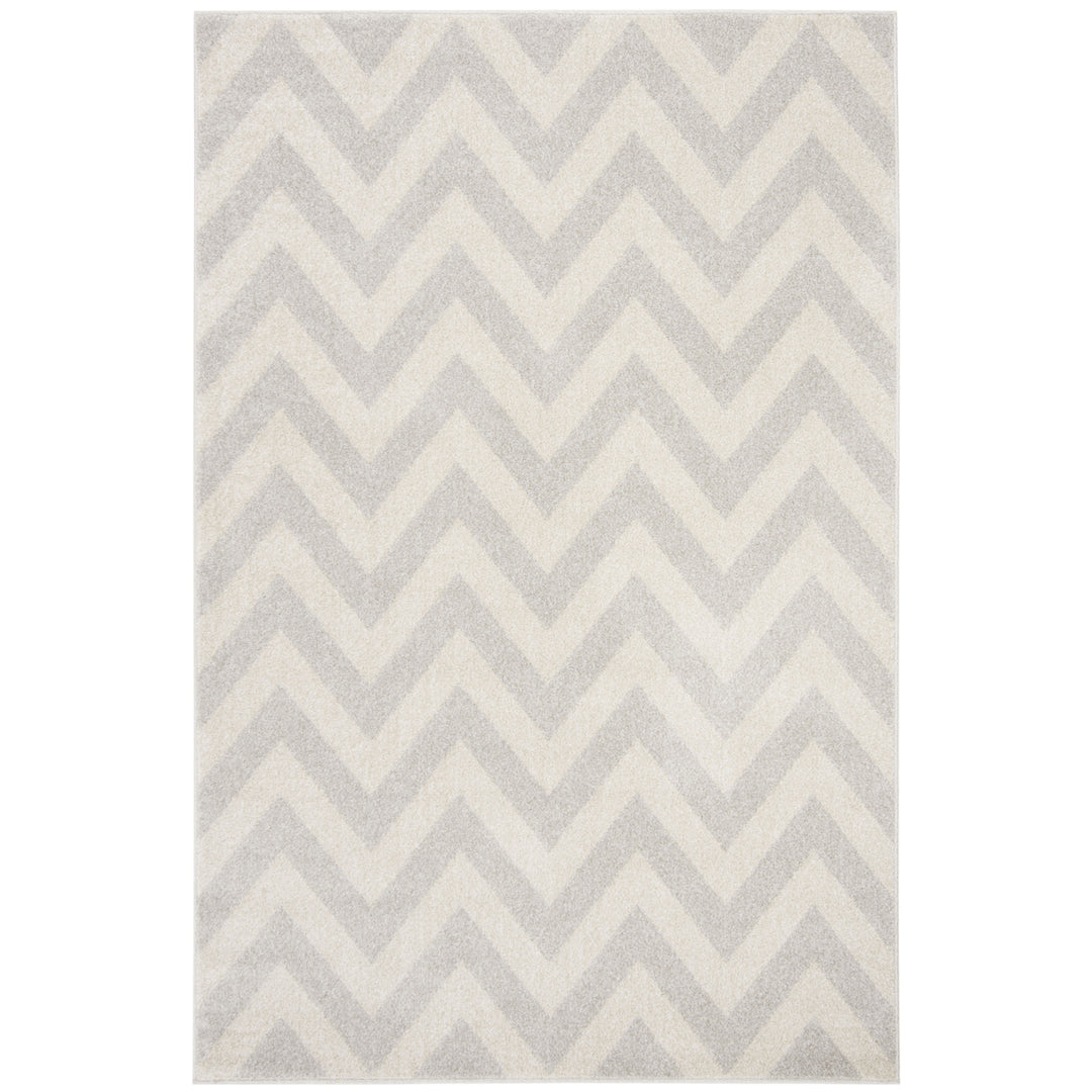 SAFAVIEH Amherst Collection AMT419B Light Grey/Beige Rug Image 5