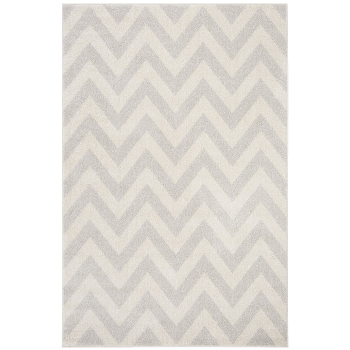 SAFAVIEH Amherst Collection AMT419B Light Grey/Beige Rug Image 5