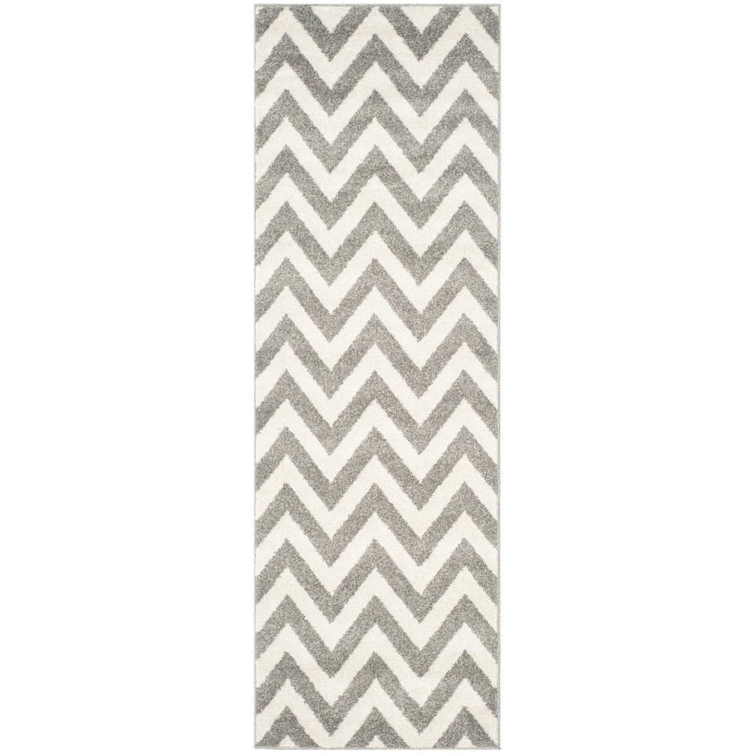 SAFAVIEH Amherst Collection AMT419R Dark Grey / Beige Rug Image 1