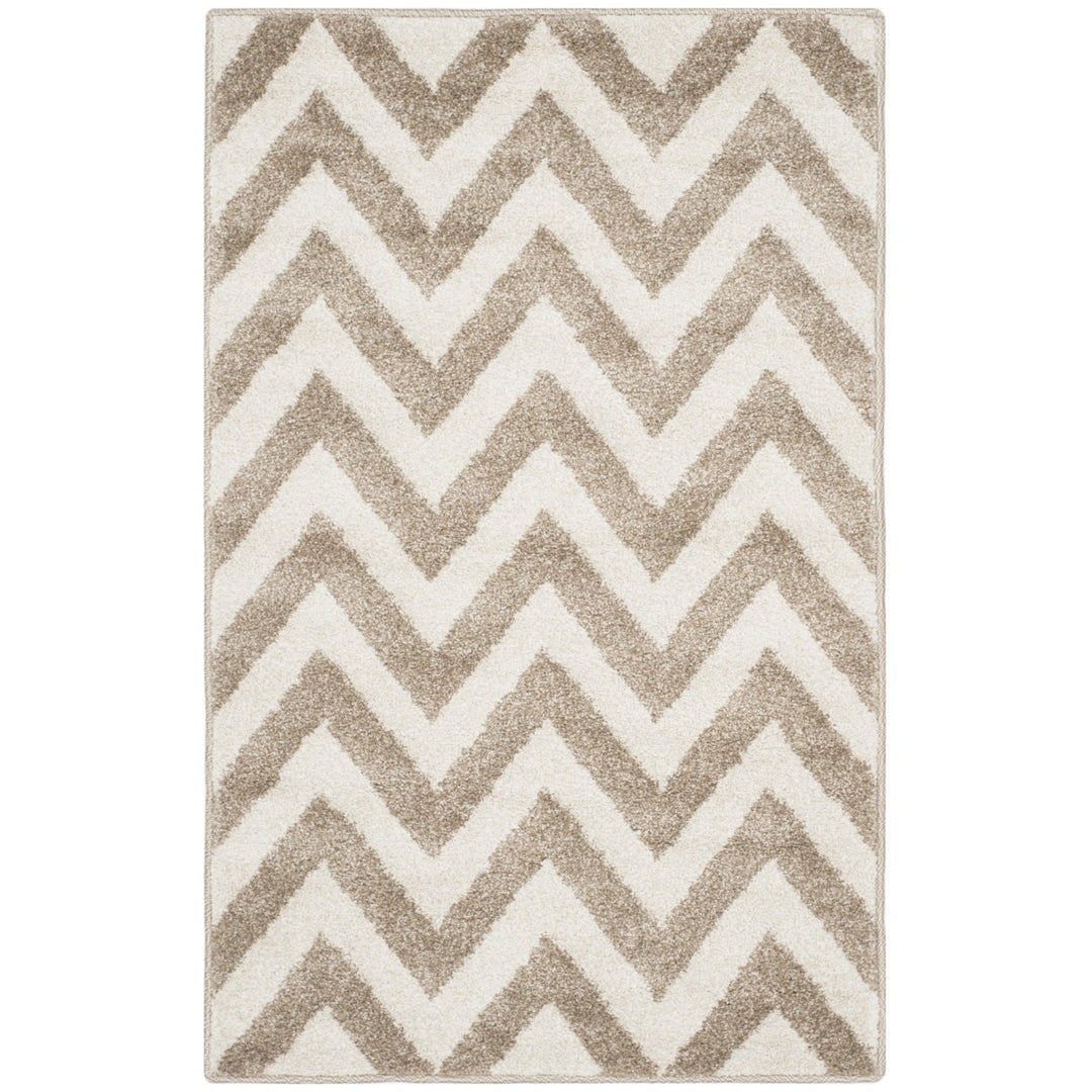 SAFAVIEH Amherst Collection AMT419S Wheat / Beige Rug Image 1