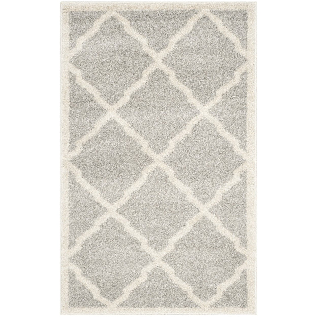 SAFAVIEH Amherst Collection AMT421B Light Grey/Beige Rug Image 3