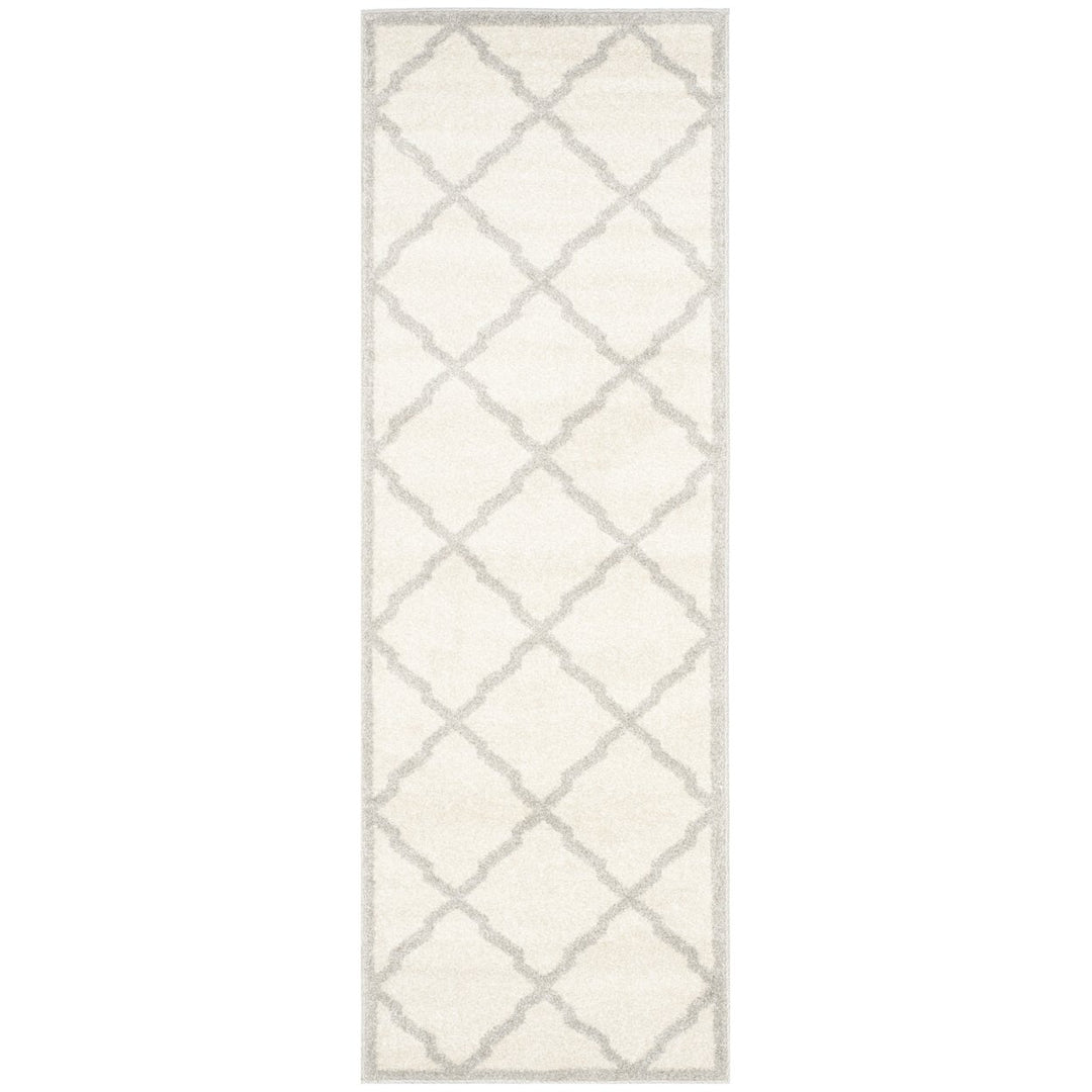 SAFAVIEH Amherst Collection AMT421E Beige/Light Grey Rug Image 1