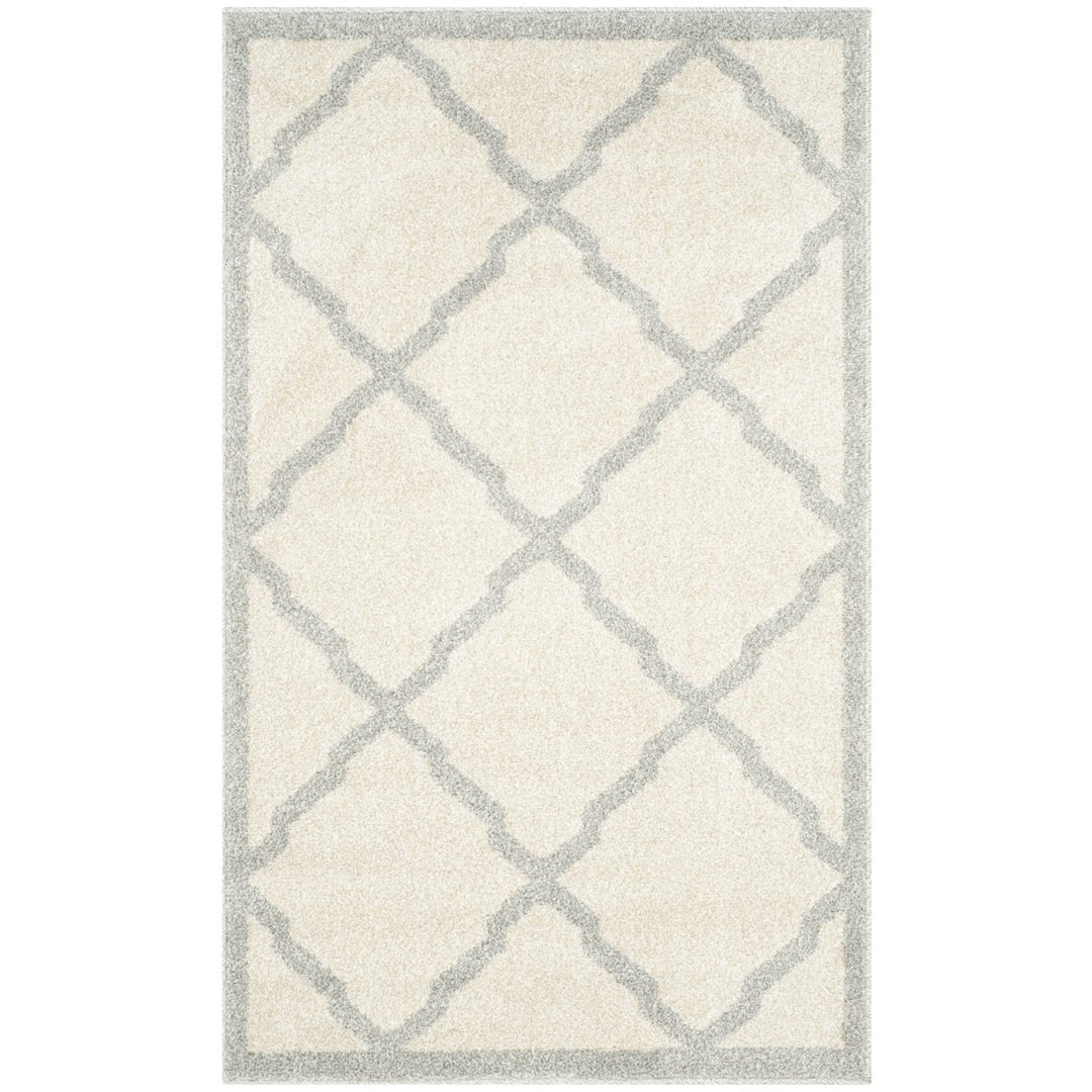 SAFAVIEH Amherst Collection AMT421E Beige/Light Grey Rug Image 1