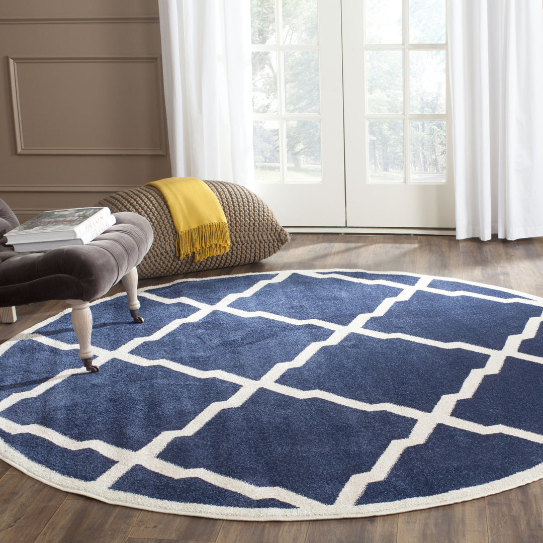 SAFAVIEH Amherst Collection AMT421P Navy / Beige Rug Image 2