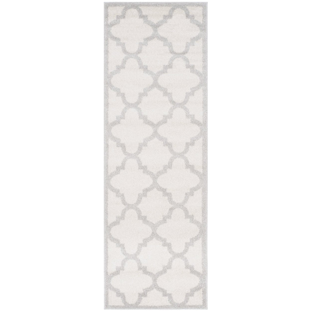 SAFAVIEH Amherst Collection AMT423E Beige/Light Grey Rug Image 5