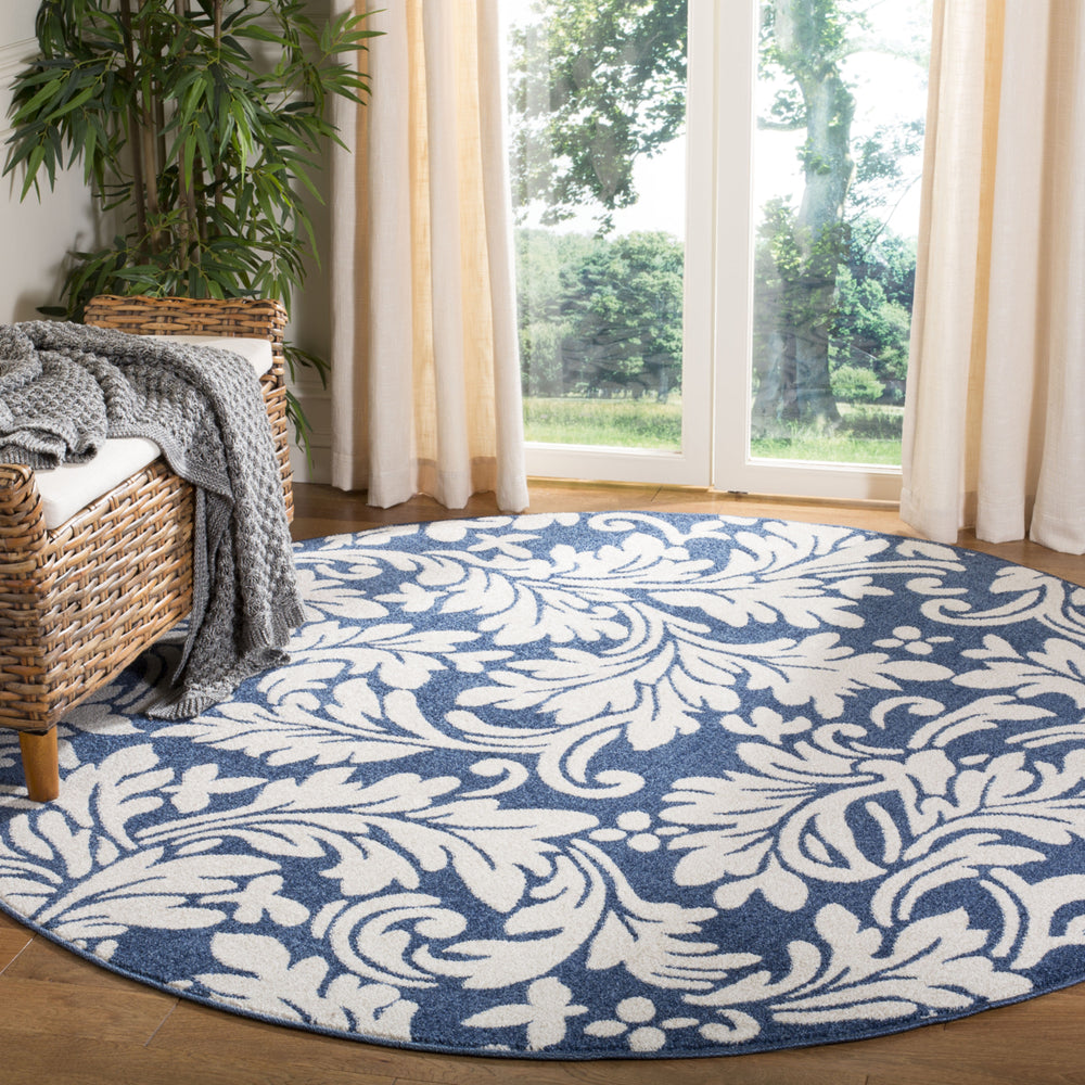 SAFAVIEH Amherst Collection AMT425P Navy / Ivory Rug Image 2