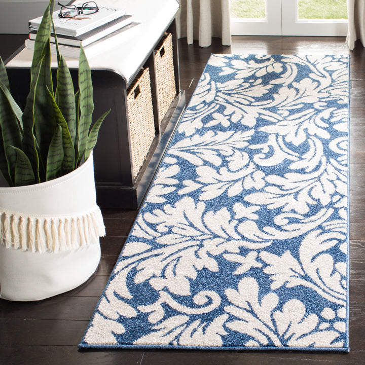 SAFAVIEH Amherst Collection AMT425P Navy / Ivory Rug Image 3
