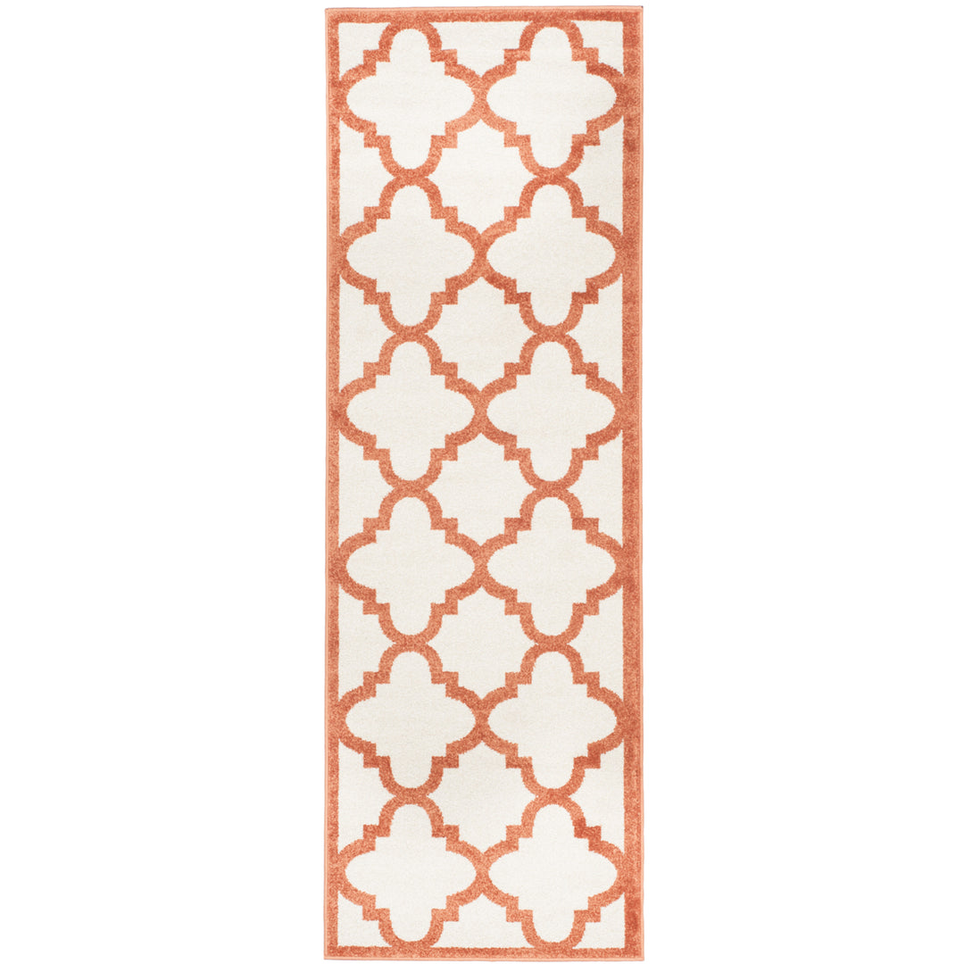 SAFAVIEH Amherst Collection AMT423F Beige / Orange Rug Image 5