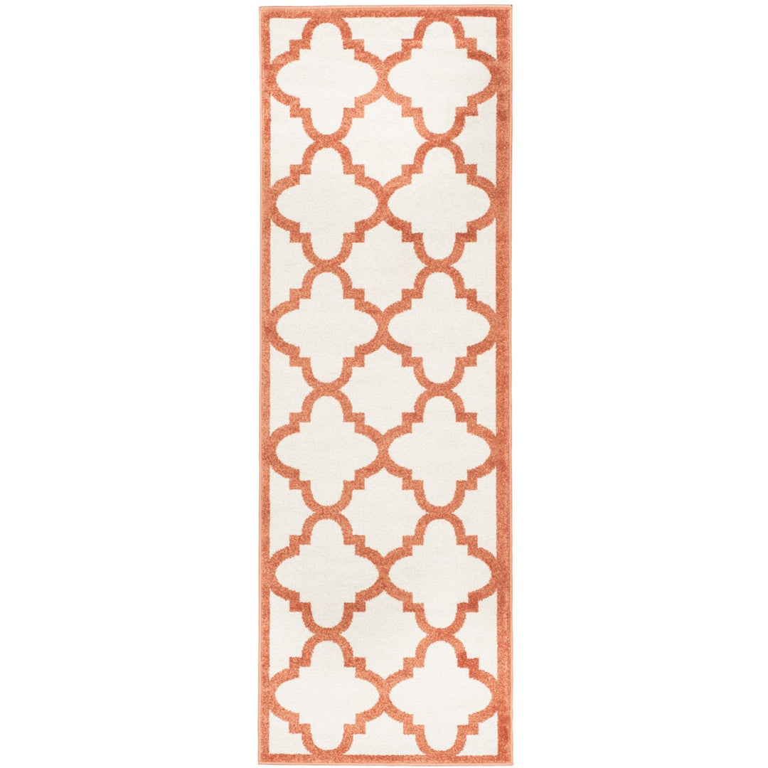 SAFAVIEH Amherst Collection AMT423F Beige / Orange Rug Image 1