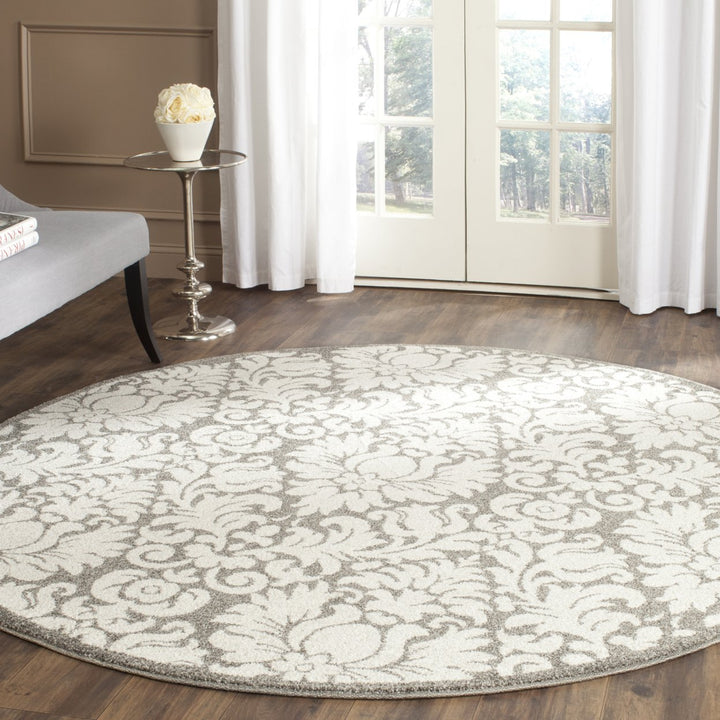 SAFAVIEH Amherst Collection AMT427R Dark Grey / Beige Rug Image 2