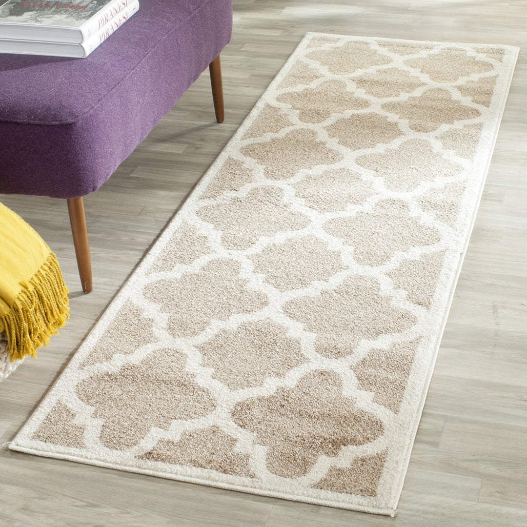 SAFAVIEH Amherst Collection AMT423S Wheat / Beige Rug Image 11