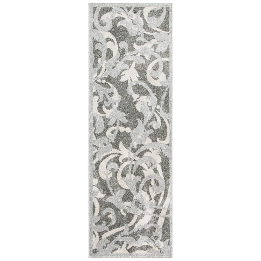 SAFAVIEH Amherst Collection AMT428C Grey / Light Grey Rug Image 5