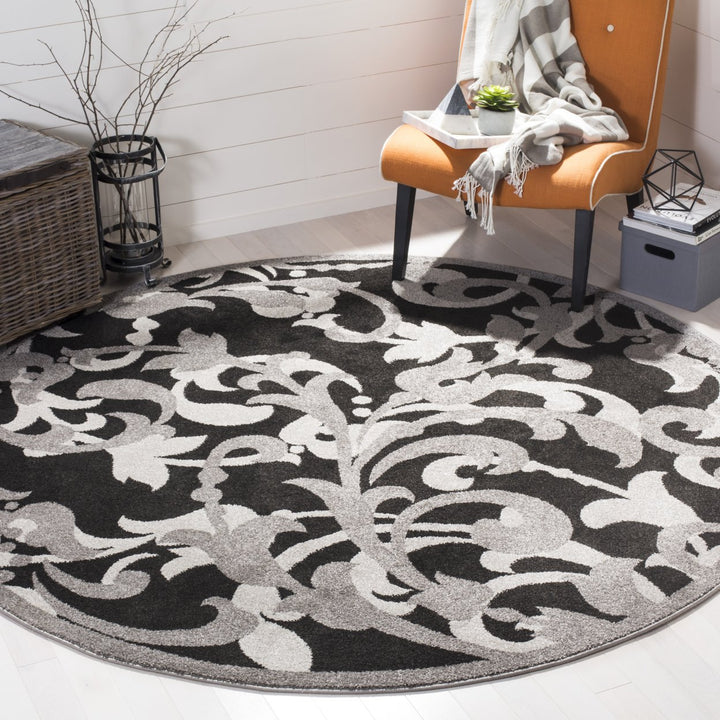 SAFAVIEH Amherst AMT428G Anthracite / Light Grey Rug Image 2