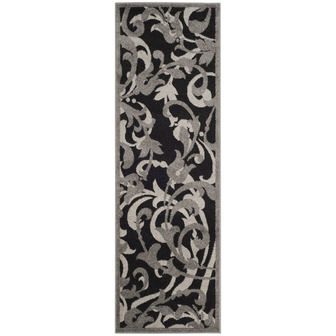 SAFAVIEH Amherst AMT428G Anthracite / Light Grey Rug Image 5