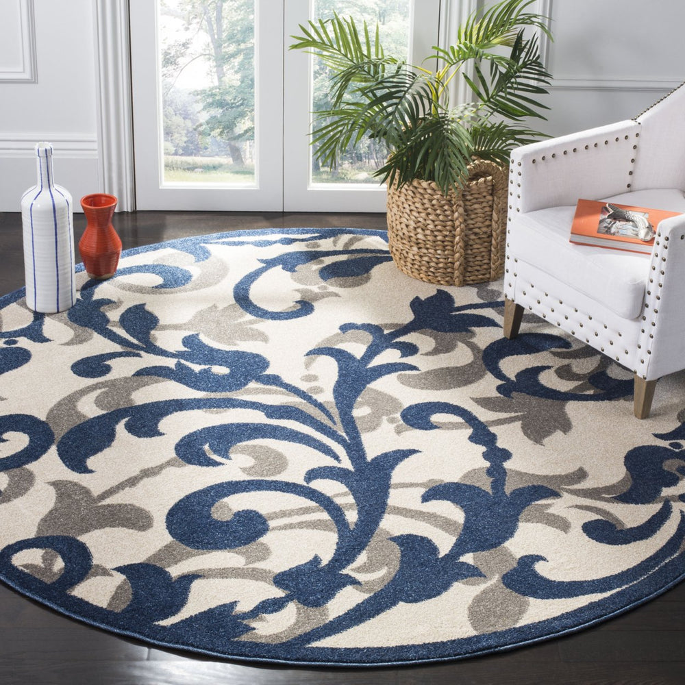 SAFAVIEH Amherst Collection AMT428M Ivory / Navy Rug Image 2