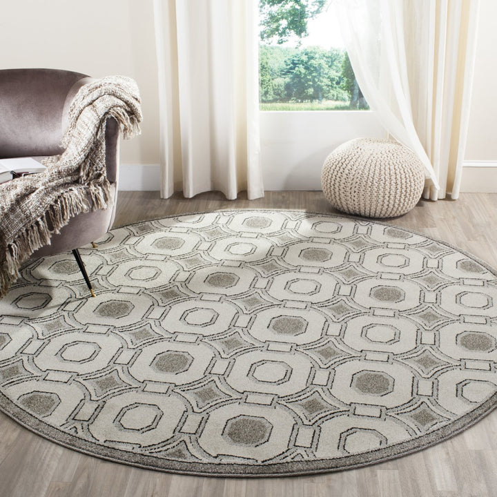 SAFAVIEH Amherst Collection AMT431E Ivory / Grey Rug Image 2