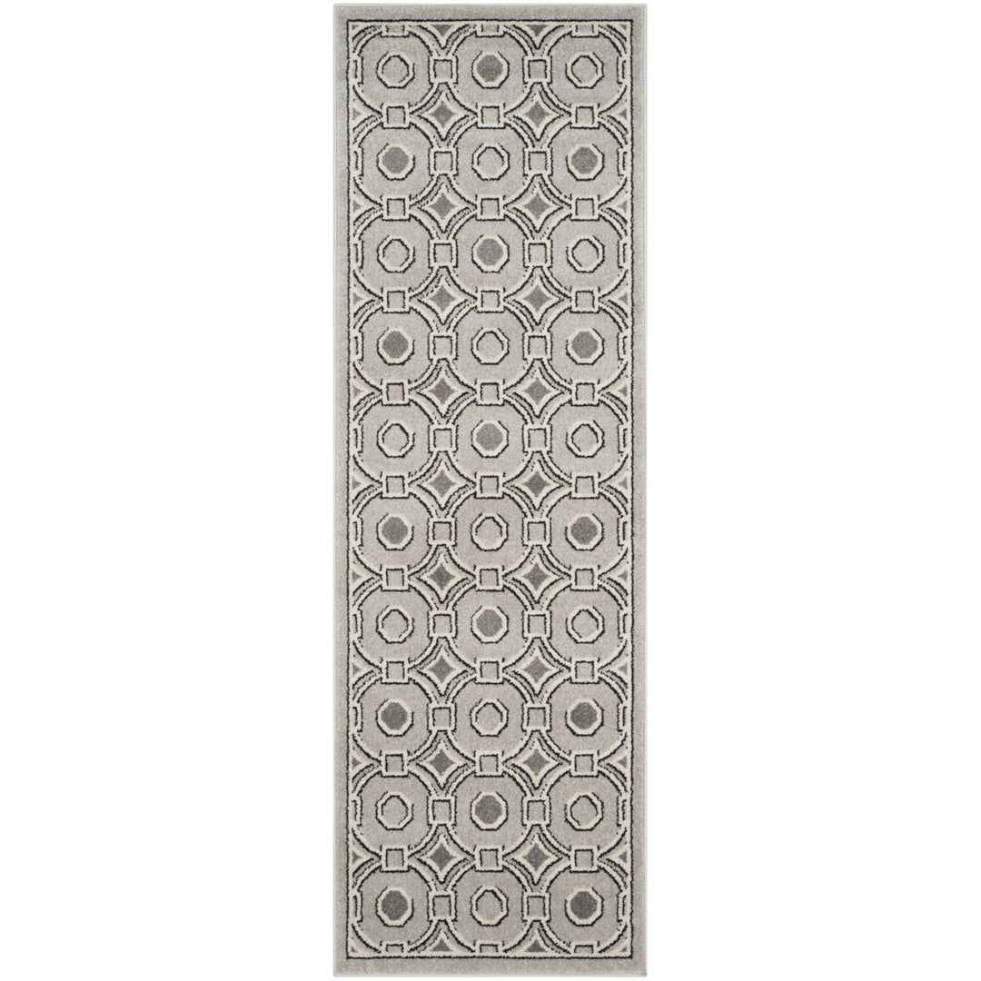 SAFAVIEH Amherst Collection AMT431B Light Grey/Ivory Rug Image 1