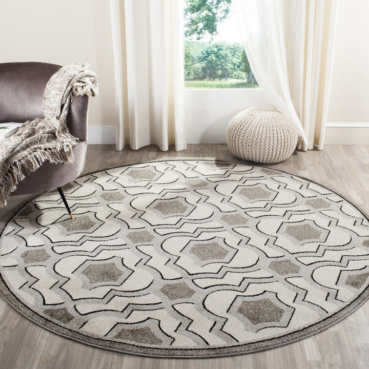 SAFAVIEH Amherst Collection AMT432E Ivory / Grey Rug Image 2